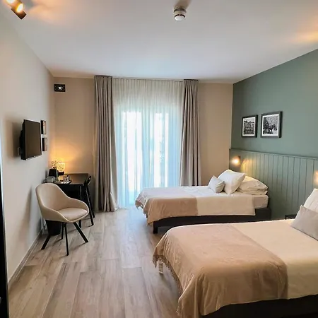 Number 33 - Bed & Breakfast