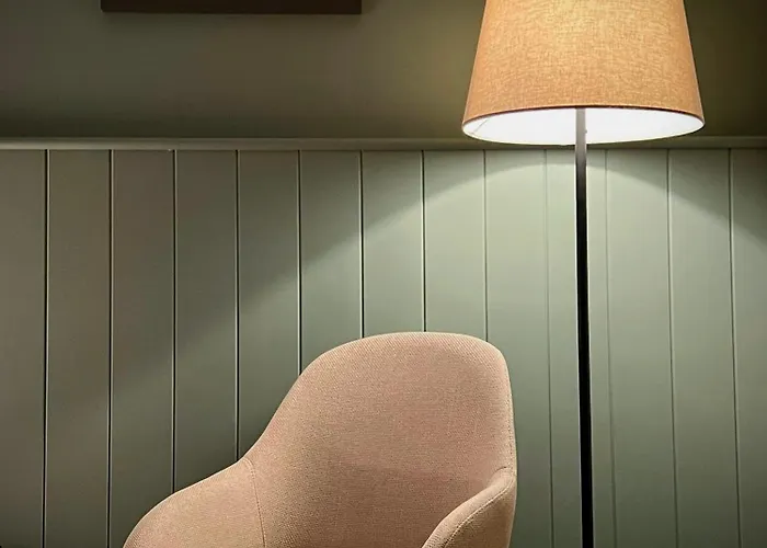 Number 33 - 3* Dingli